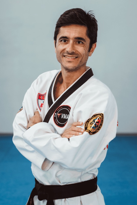 Prof. Pedro Vermelhudo